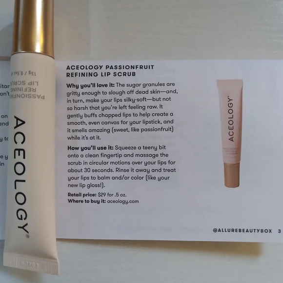 Fenty Blush, KVD Mascara, Aceology Lip Scrub, Maracuja, Vanilla Oil & Perfume - Picture 3 of 7